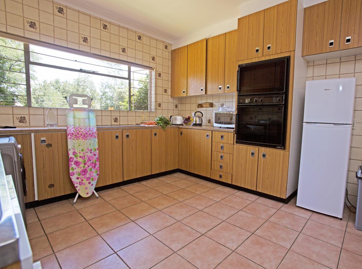 Chalet No. 2 Petunia Johannesburg Ngoại thất bức ảnh