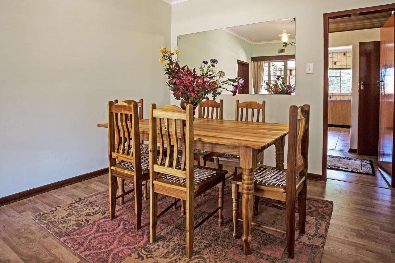 Chalet No. 2 Petunia Johannesburg Ngoại thất bức ảnh
